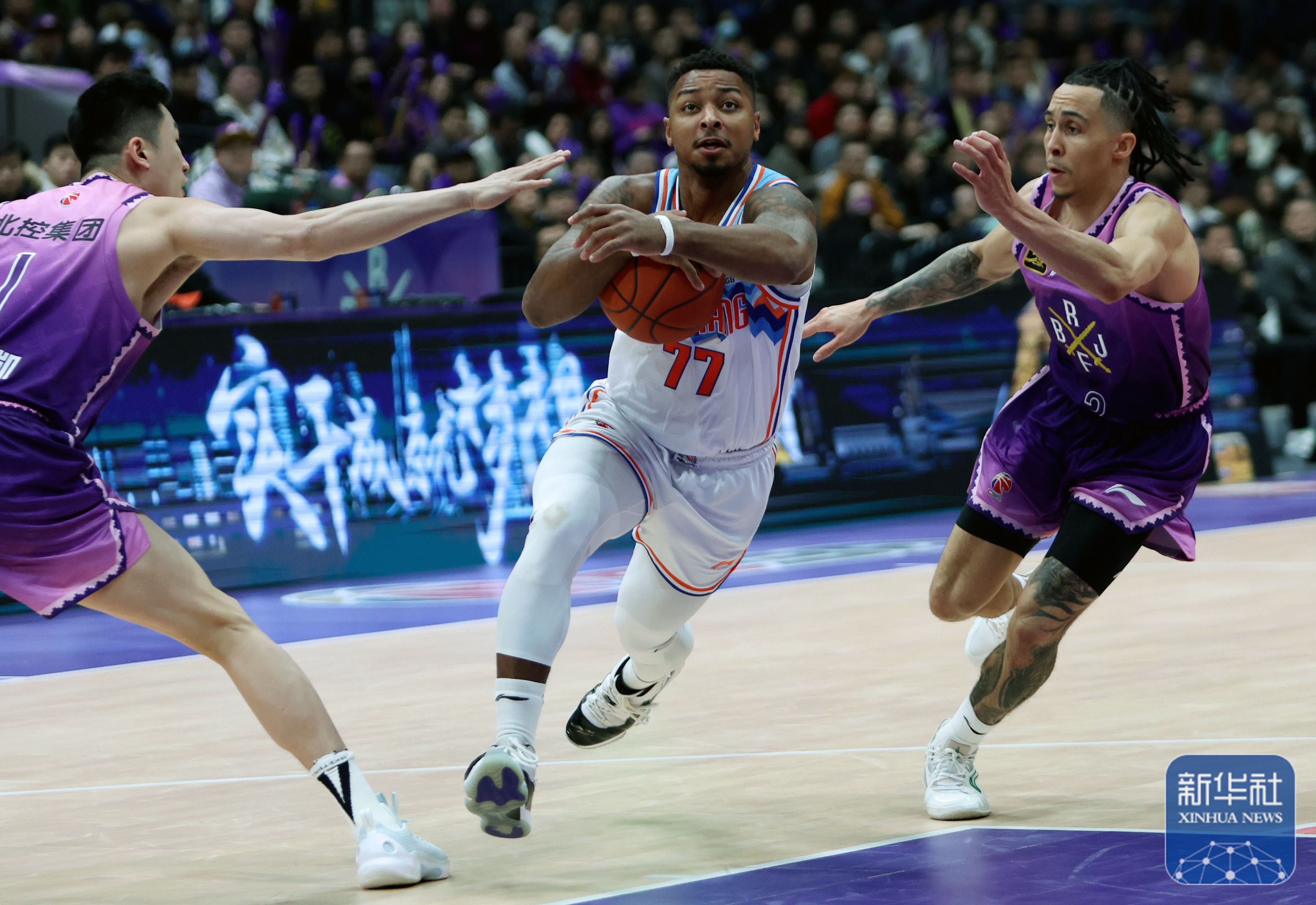 包含赛地聚焦——CBA季后赛清晨热度飙升，新疆广汇手感冰凉，态度坚定，赛季目标并未改变的词条